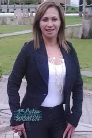 152514 - Claudia Age: 48 - Colombia