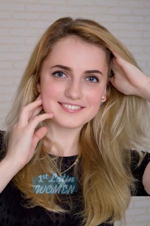 165308 - Anastasiya Age: 28 - Ukraine