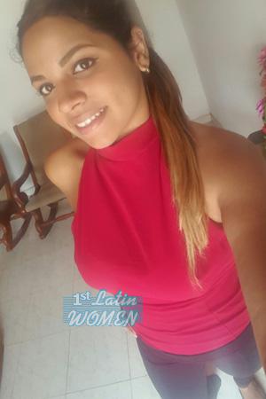 169001 - Gheraldine Age: 30 - Colombia