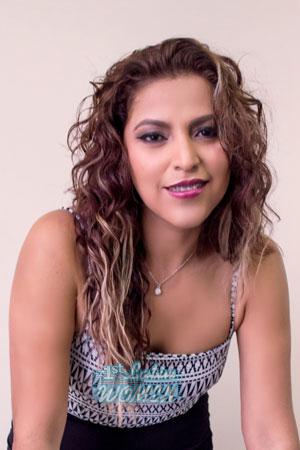 182970 - Deniz Age: 40 - Peru