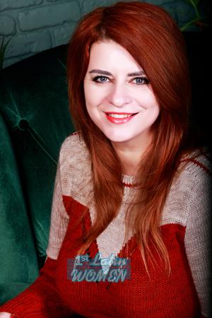 185410 - Elena Age: 47 - Ukraine