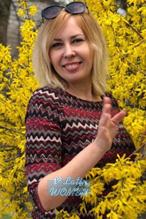 186604 - Veronica Age: 43 - Ukraine