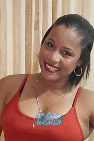 196175 - Geobeidis Age: 34 - Colombia