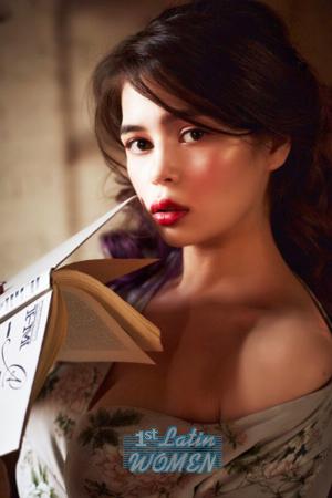 196269 - Maya Age: 27 - Russia