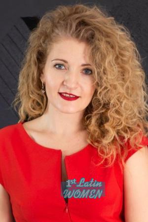 204325 - Tetiana Age: 38 - Ukraine