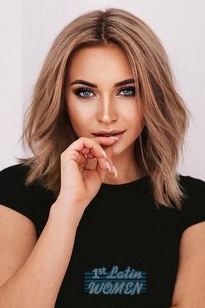 204457 - Anna Age: 26 - Russia