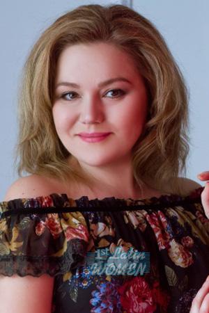 205366 - Juliya Age: 45 - Ukraine