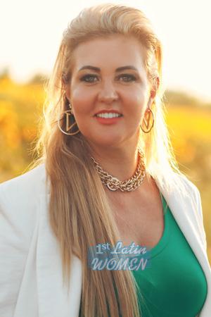 205570 - Elena Age: 48 - Ukraine