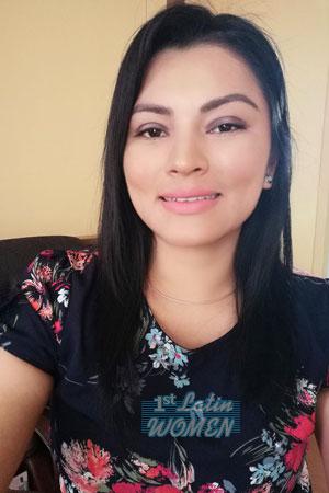 208278 - Ivannia Age: 43 - Costa Rica