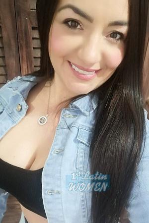 210451 - Johanna Age: 44 - Costa Rica