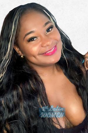 210551 - Stephanye Age: 33 - Colombia