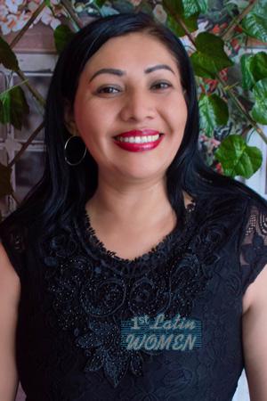 213006 - Alicia Age: 43 - Peru