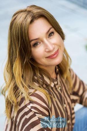 215641 - Svetllana Age: 55 - Bulgaria