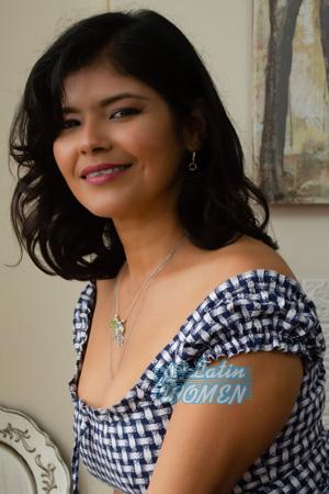 215748 - Rosmary Age: 38 - Peru