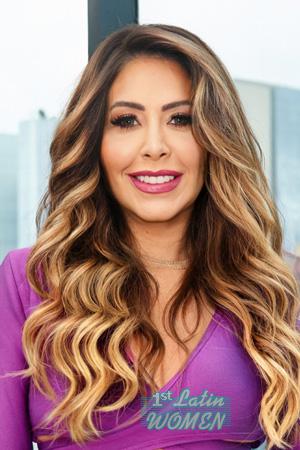 216005 - Luciana Age: 38 - Brazil
