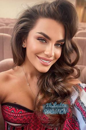 221863 - Alina Age: 18 - Ukraine
