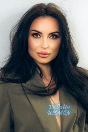 226470 - Yevheniia Age: 30 - Ukraine