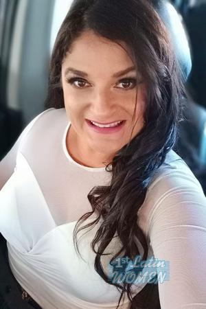 226852 - Ivannia Age: 44 - Costa Rica