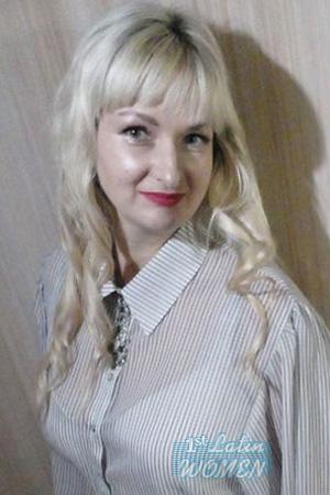 227105 - Olha Age: 43 - Ukraine