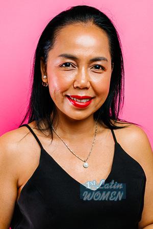 227139 - Oumaim Age: 46 - Thailand