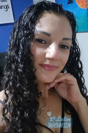 227789 - Karla Vanessa Age: 46 - Costa Rica