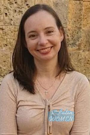 228098 - Laura Age: 44 - Colombia