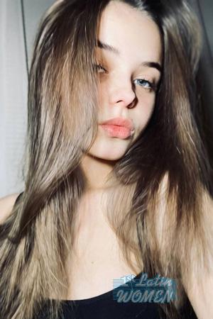 228427 - Sofiia Age: 18 - Ukraine