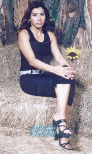 59203 - Rosemary Age: 34 - Costa Rica