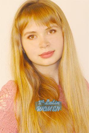 72657 - Elena Age: 27 - Ukraine