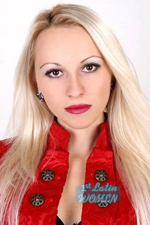 95026 - Elena Age: 26 - Ukraine