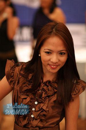 women-of-philippines-089