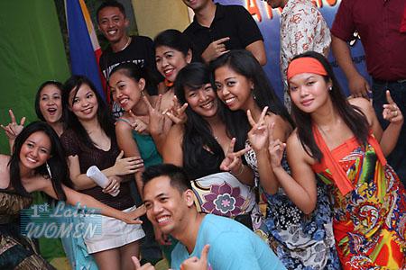 women-of-philippines-113