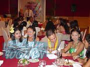 069-filipino-women