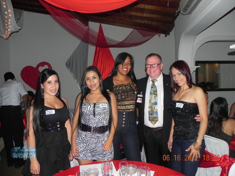 medellin-women-50