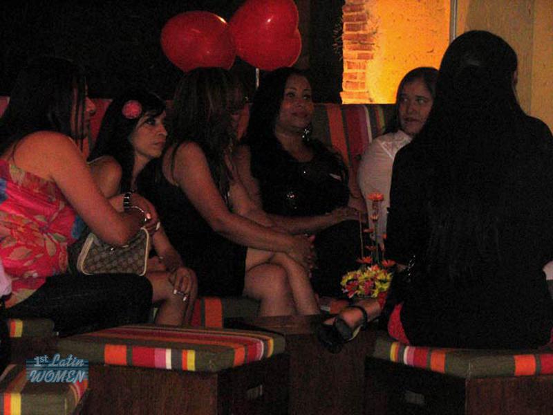 medellin-women-16