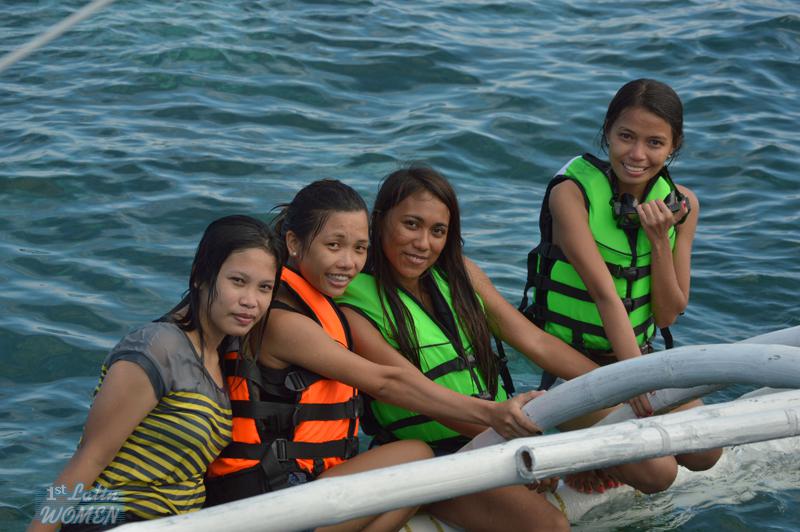 philippine-women-55
