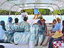 cartagena-women-boat-1104-12