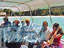 cartagena-women-boat-1104-13