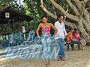 cartagena-women-boat-1104-49