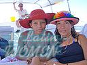 cartagena-women-boat-1104-58